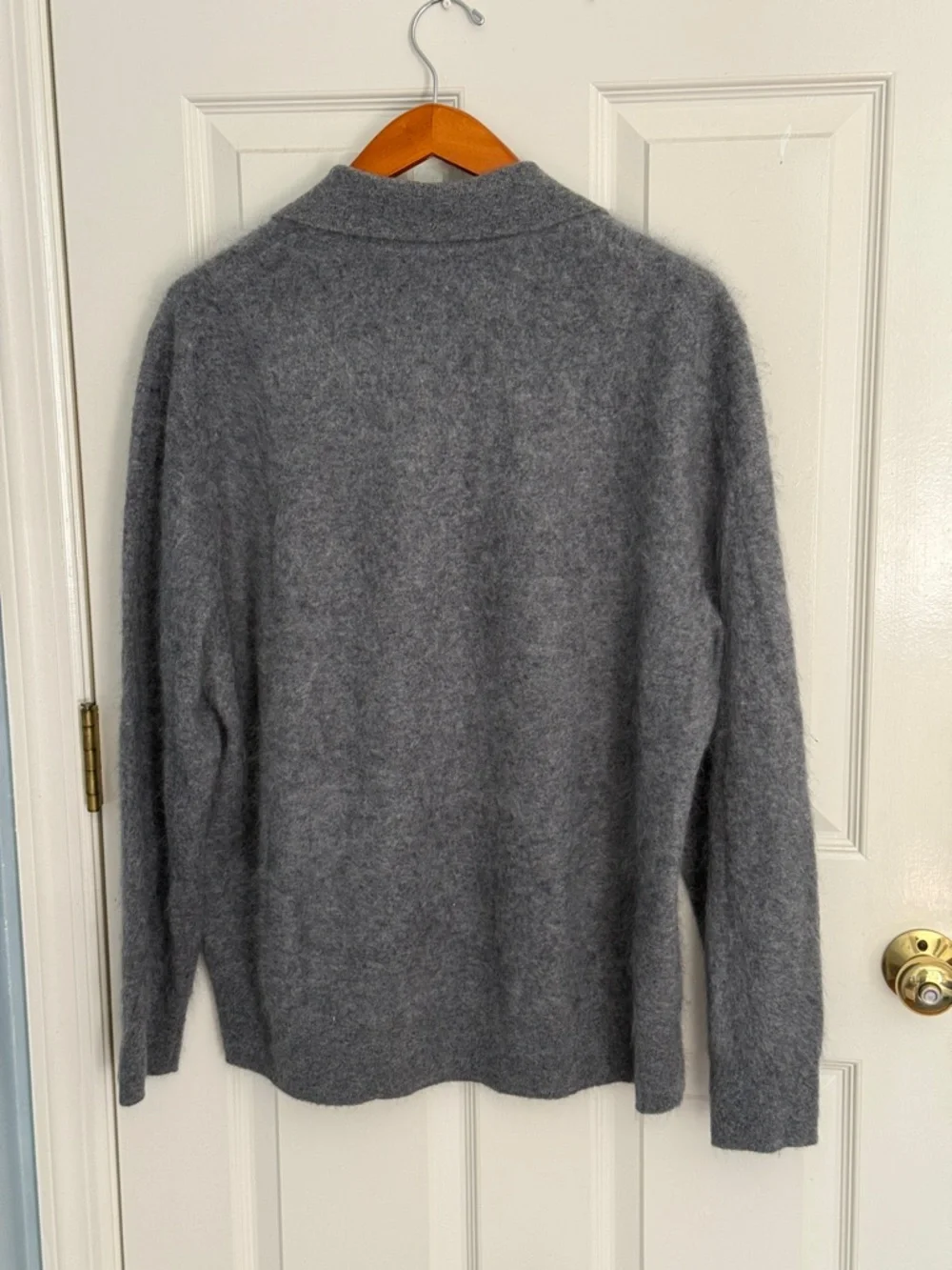 Banana Republic Cashmere Gray Polo Sweater - Picture 2 of 3